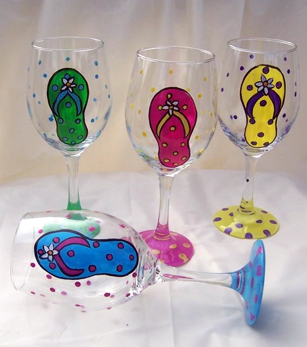 Artistic wine glass painting ideas 1.jpg