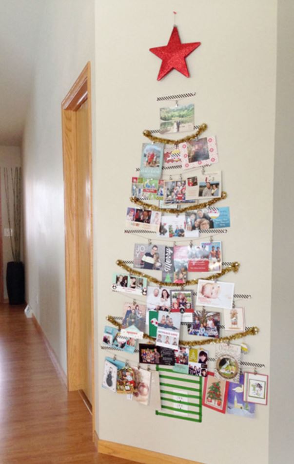 30 awesome christmas wall decor ideas 29.jpg