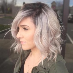 16 ash blonde wavy lob with dark roots.jpg