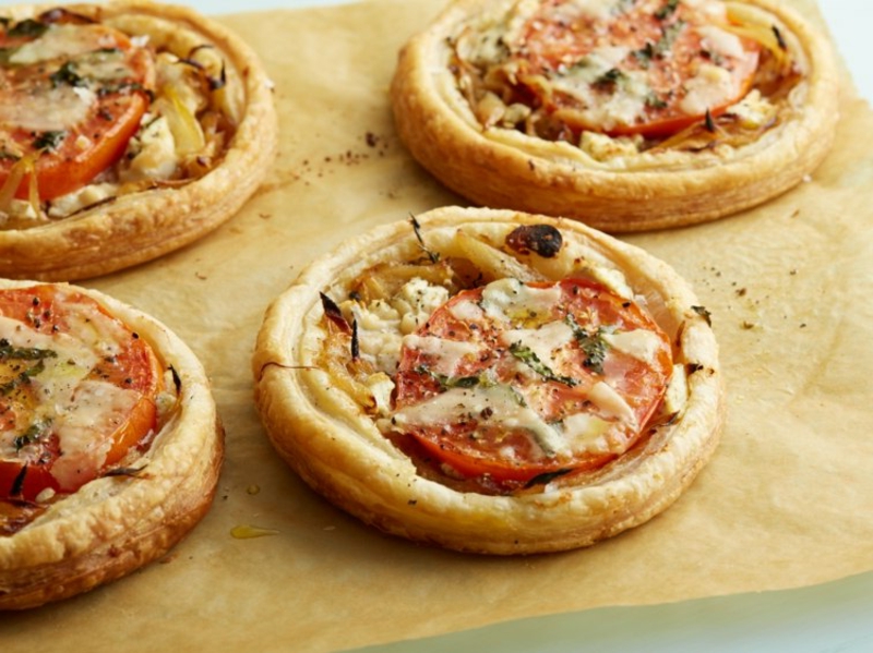 Party snacks mini pizzas.jpg