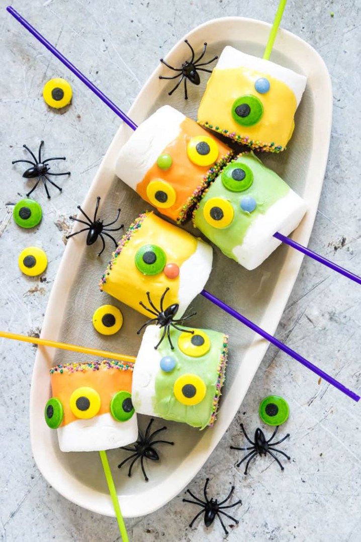 Halloween marshmallow pops 24.jpg