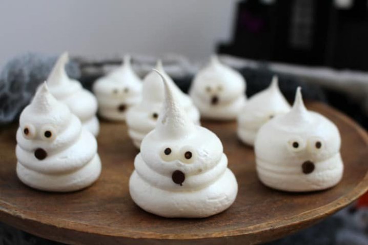 Meringue ghosts on a wood tray.jpg