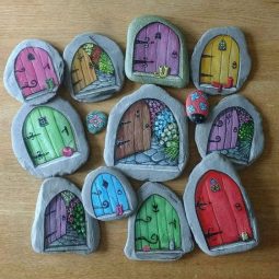 Rocks fairydoor.jpg