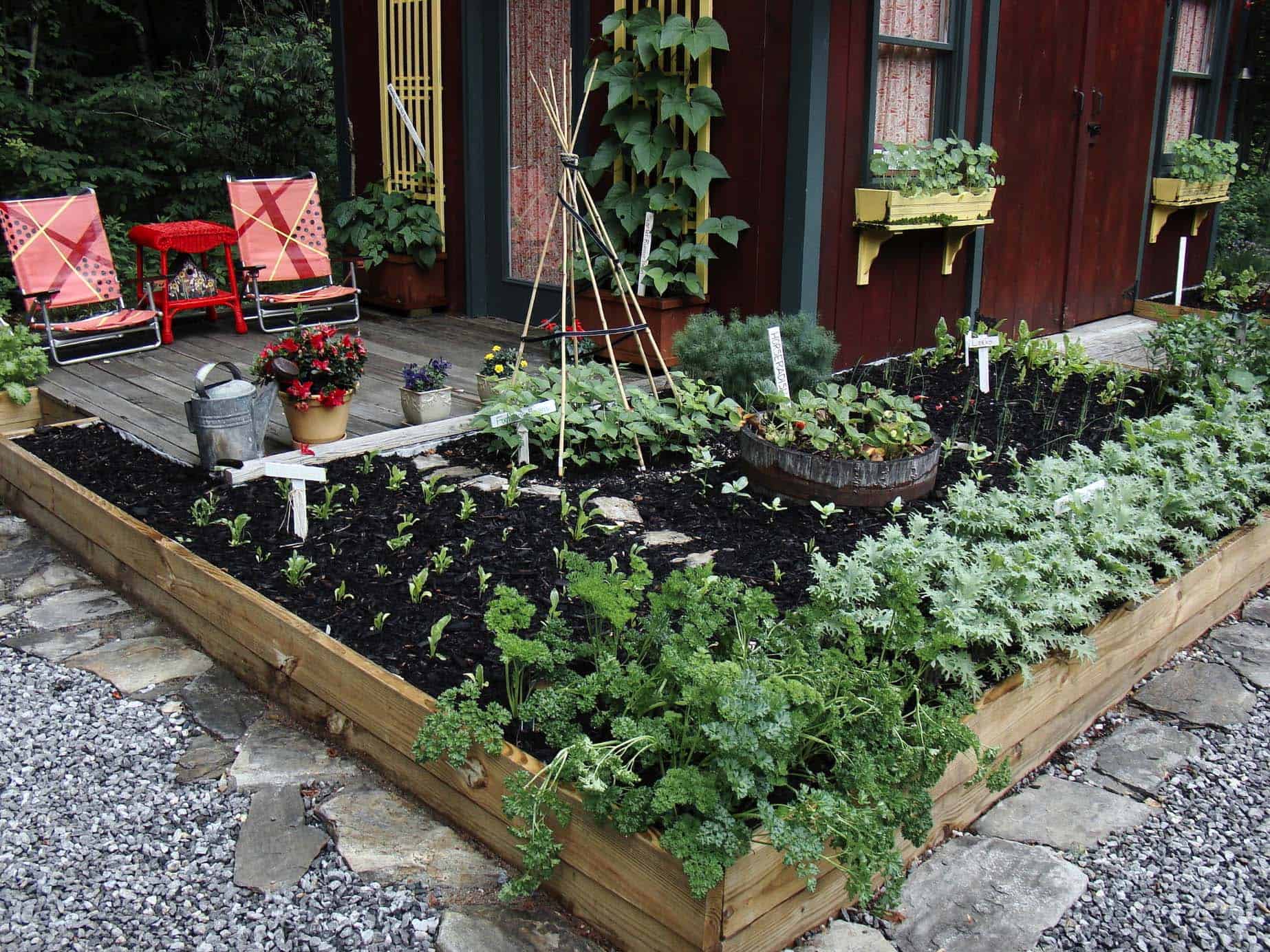 Inspiring vegetable garden ideas 08 1 kindesign 1.jpg