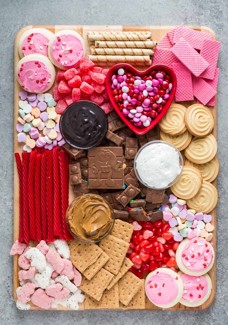 Galentines day dessert charcuterie board 1 2_680px.jpg