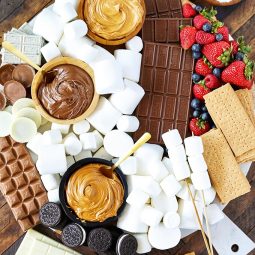 Smores dessert board 3.jpg